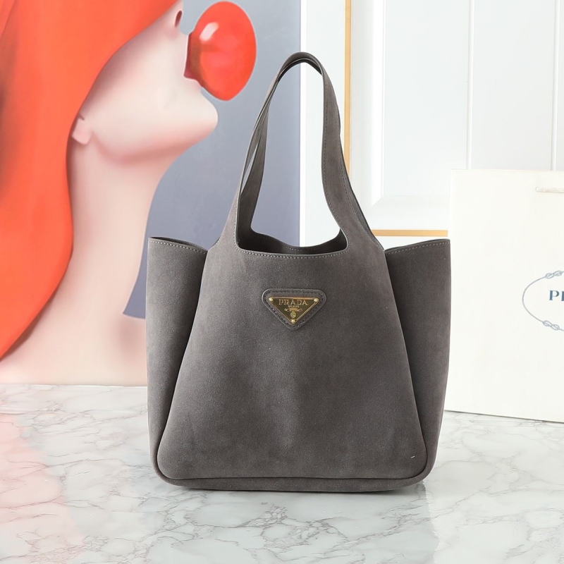 Pra*a bucket bags
